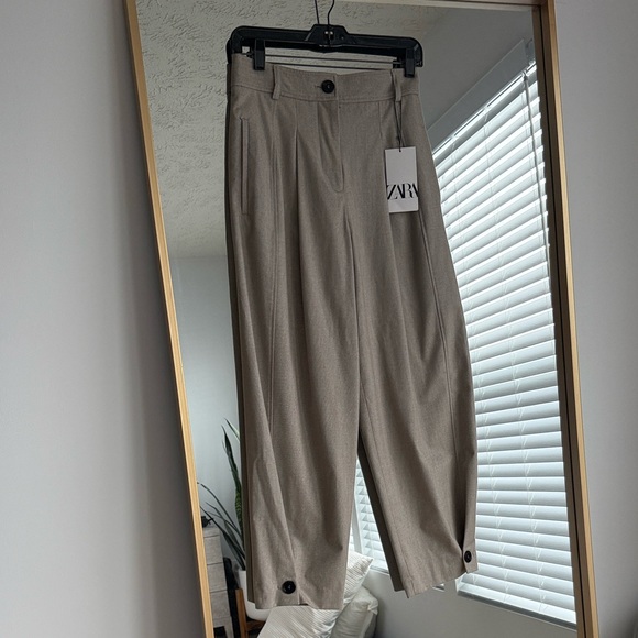 NEW Zara XS Beige Gray Cropped Barrel Balloon Pants - Picture 3 of 8